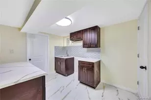 100-35 204th St, Hollis, NY 11423 - Photo 29