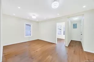 100-35 204th St, Hollis, NY 11423 - Photo 13