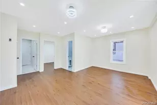 100-35 204th St, Hollis, NY 11423 - Photo 7