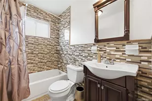 1100 Jefferson Pl, Baldwin, NY 11510 - Photo 17