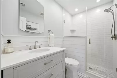 102 Peconic Drive S, Massapequa, NY 11758 - Photo 29