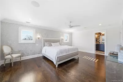 102 Peconic Drive S, Massapequa, NY 11758 - Photo 23