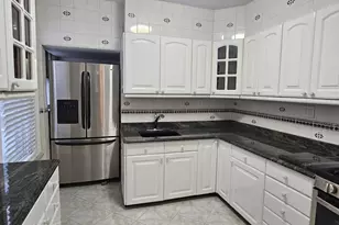 93-17 123rd St, Richmond Hill, NY 11419 - Photo 5