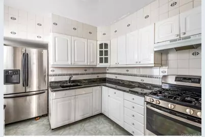 9317 123rd Street, Richmond Hill, NY 11419 - Photo 11