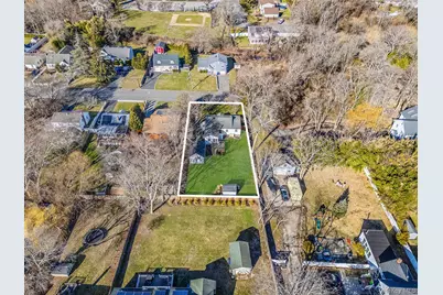 47 Thorburn Avenue, Patchogue, NY 11772 - Photo 7