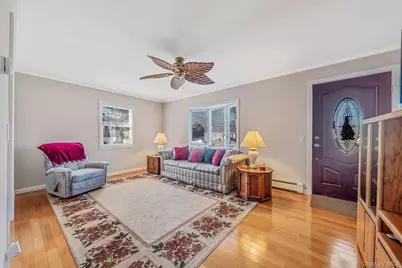 47 Thorburn Avenue, Patchogue, NY 11772 - Photo 17