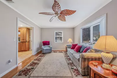 47 Thorburn Avenue, Patchogue, NY 11772 - Photo 19