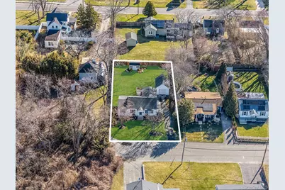 47 Thorburn Avenue, Patchogue, NY 11772 - Photo 3