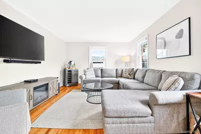 66 Robins Crescent #66, New Rochelle, NY 10801 - Photo 13