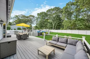 45 Floradora Dr, Mastic, NY 11950 - Photo 5