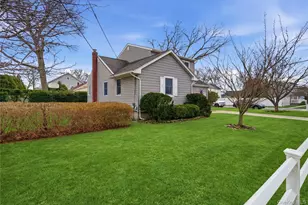 219 E John St, Lindenhurst, NY 11757 - Photo 3