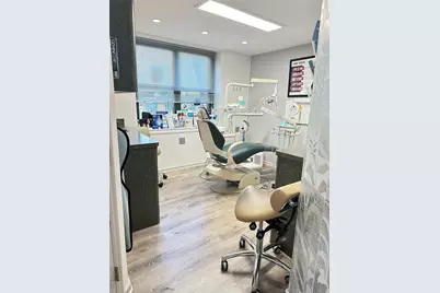 210 Atlantic Avenue #AA3, Lynbrook, NY 11563 - Photo 5