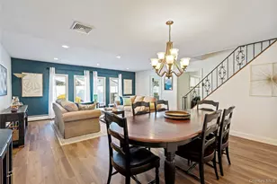 18 Bridle Ln, Hicksville, NY 11801 - Photo 9