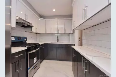 15272 Melbourne Avenue #2G, Flushing, NY 11367 - Photo 9