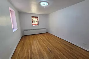 86-10 151 St, Howard Beach, NY 11414 - Photo 7