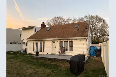 412 Seaford Avenue, Massapequa, NY 11758 - Photo 5