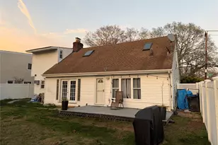 412 Seaford Ave, Massapequa, NY 11758 - Photo 5