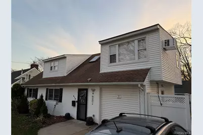 412 Seaford Avenue, Massapequa, NY 11758 - Photo 3