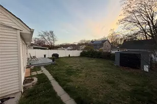412 Seaford Ave, Massapequa, NY 11758 - Photo 7
