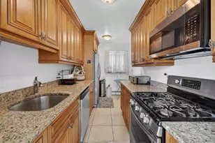 150 Glenwood Ave, Yonkers, NY 10703 - Photo 7