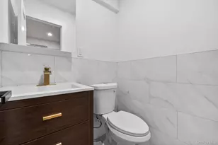 3079 Fearn Pl, Bronx, NY 10465 - Photo 5