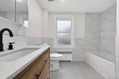 3079 Fearn Place, Bronx, NY 10465 - Photo 9