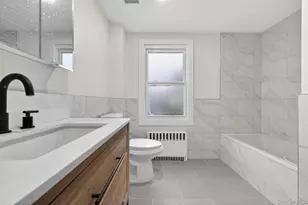 3079 Fearn Pl, Bronx, NY 10465 - Photo 9