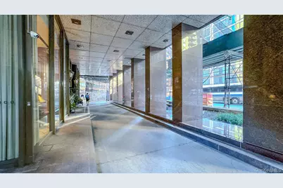 300 E 40 Street #12E, New York, NY 10016 - Photo 17