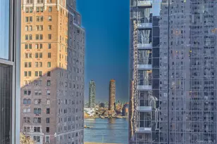 300 E 40th St, New York, NY 10016 - Photo 5