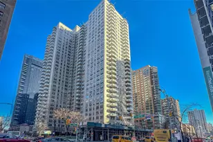 300 E 40th St, New York, NY 10016 - Photo 13