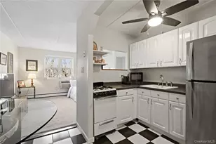 2 Consulate Dr, Tuckahoe, NY 10707 - Photo 5