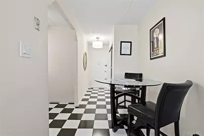 2 Consulate Drive #3B, Tuckahoe, NY 10707 - Photo 7