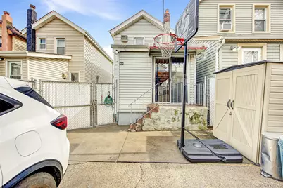 13536 95th Street, Ozone Park, NY 11417 - Photo 43