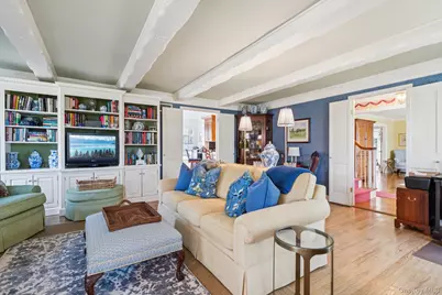 31 Fox Hunt Lane, Cold Spring Harbor, NY 11724 - Photo 5