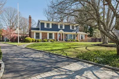 31 Fox Hunt Lane, Cold Spring Harbor, NY 11724 - Photo 3