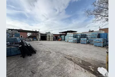 11552 Lefferts Boulevard, Ozone Park, NY 11420 - Photo 5