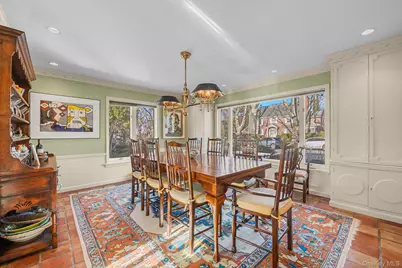 2 Chester Drive, Great Neck, NY 11021 - Photo 7