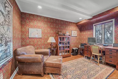 2 Chester Drive, Great Neck, NY 11021 - Photo 23