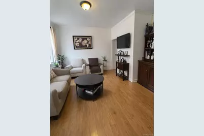 7027 68th Place, Glendale, NY 11385 - Photo 9