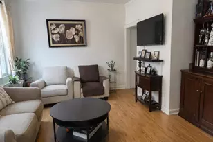 70-27 68th Pl, Glendale, NY 11385 - Photo 9