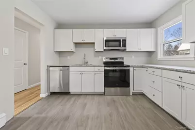 676-678 Oak Summit Road, Millbrook, NY 12545 - Photo 3