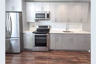 58-09 61 Street #2 FL, Maspeth, NY 11379 - Photo 3