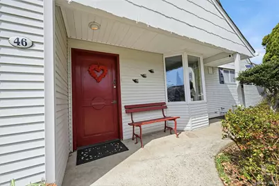 46 Boxwood Lane, Hicksville, NY 11801 - Photo 3