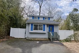 10 Rutland Rd, Mastic, NY 11950 - Photo 3