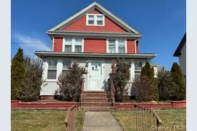 225 Maple Avenue, Rockville Centre, NY 11570 - Photo 1