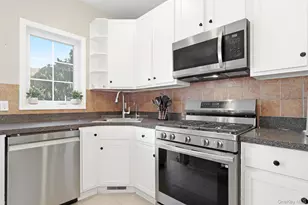 18 Clearwater Ct, Beacon, NY 12508 - Photo 17