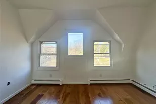 498 Liberty St, Newburgh, NY 12550 - Photo 11