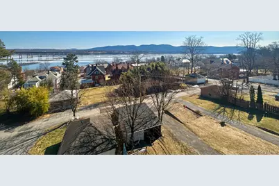 498 Liberty Street, Newburgh, NY 12550 - Photo 13