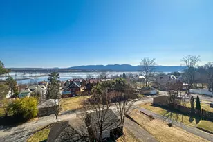 498 Liberty St, Newburgh, NY 12550 - Photo 13