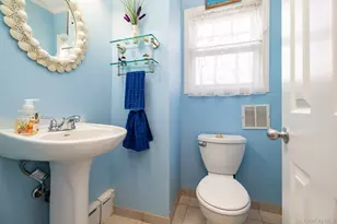 77 Lawson Ave, East Rockaway, NY 11518 - Photo 17